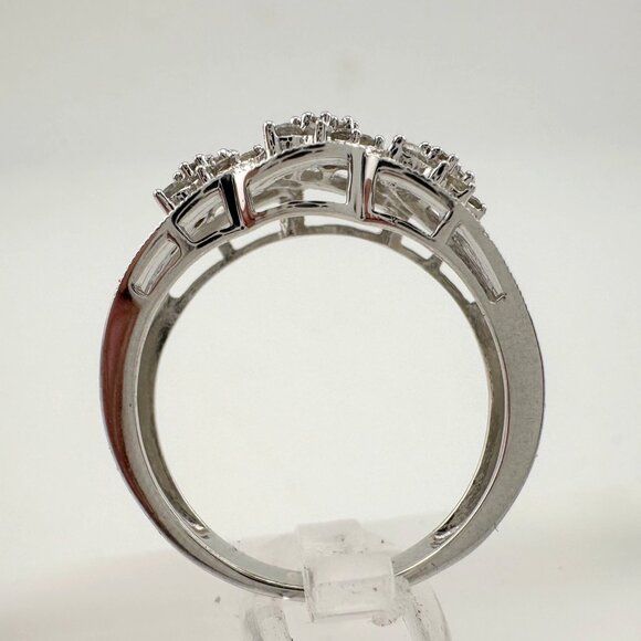 Beautiful 1/4 Carat Natural Diamond Triple Cluster Ring in Sterling Silver Size - Picture 6 of 16